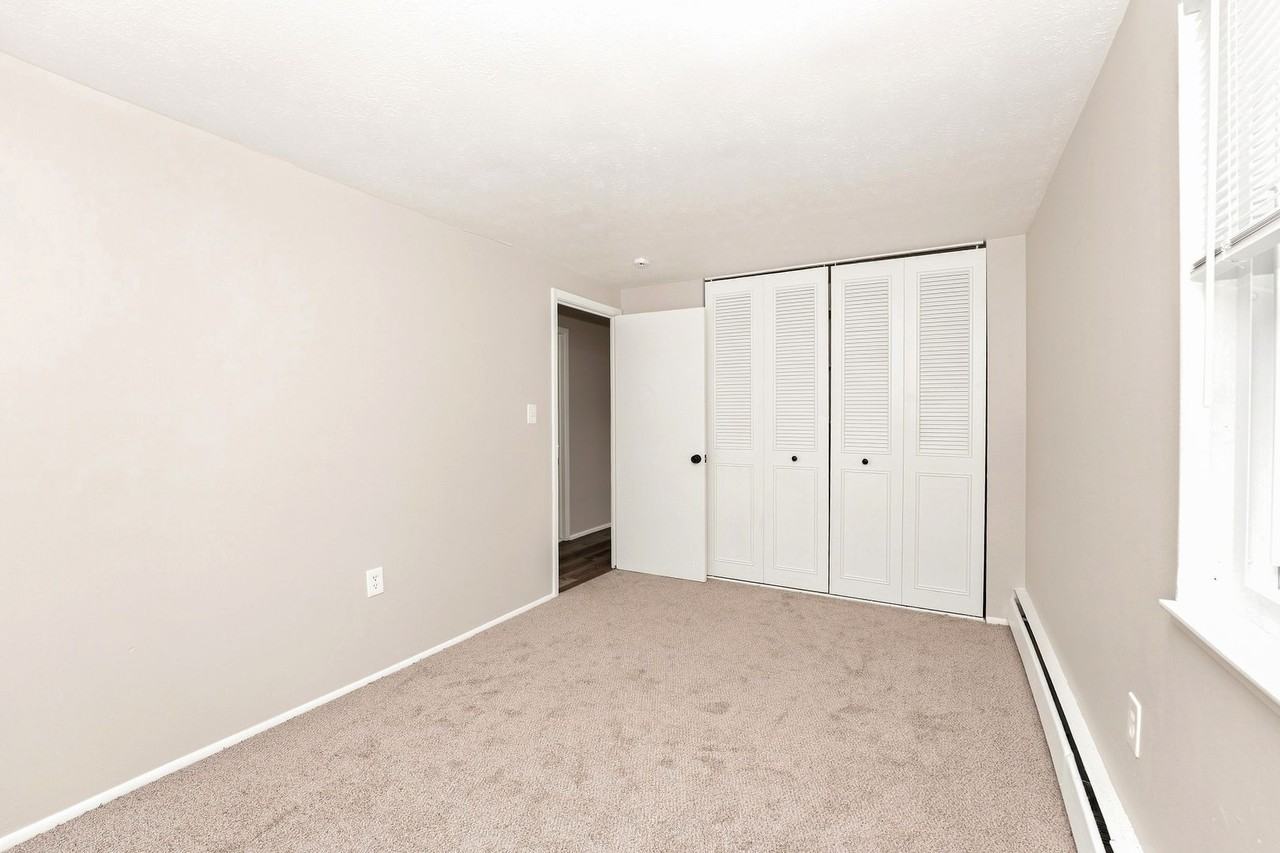 4211 W. 20th Street - Photo 6 of 15