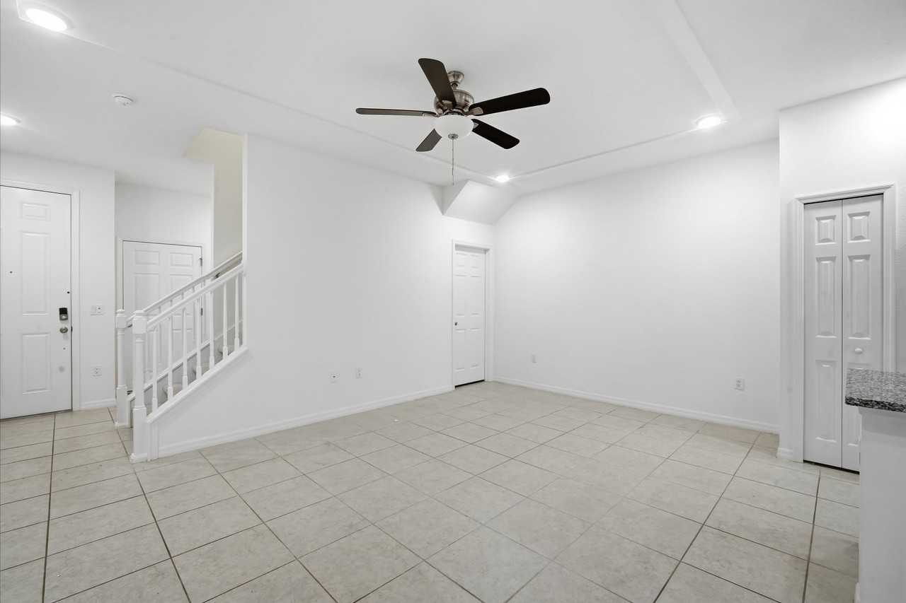 34186 Cinder Way - Photo 7 of 31