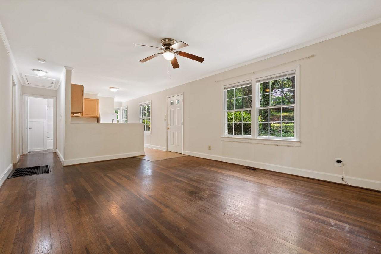 1208 Hillview Rd - Photo 2 of 16
