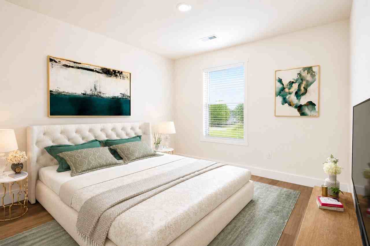 7382 Acorn Valley Lane - Photo 5 of 10