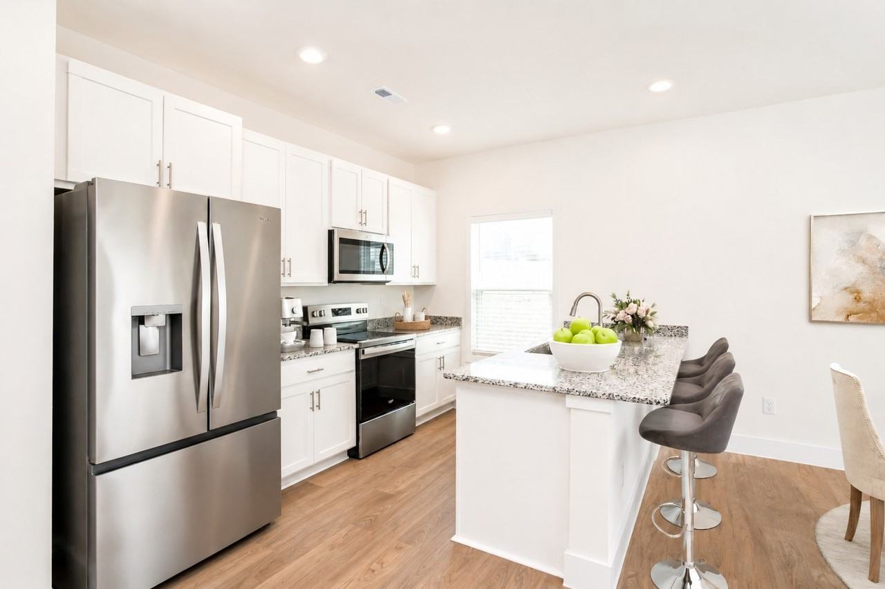 7362 Acorn Valley Lane - Photo 2 of 10