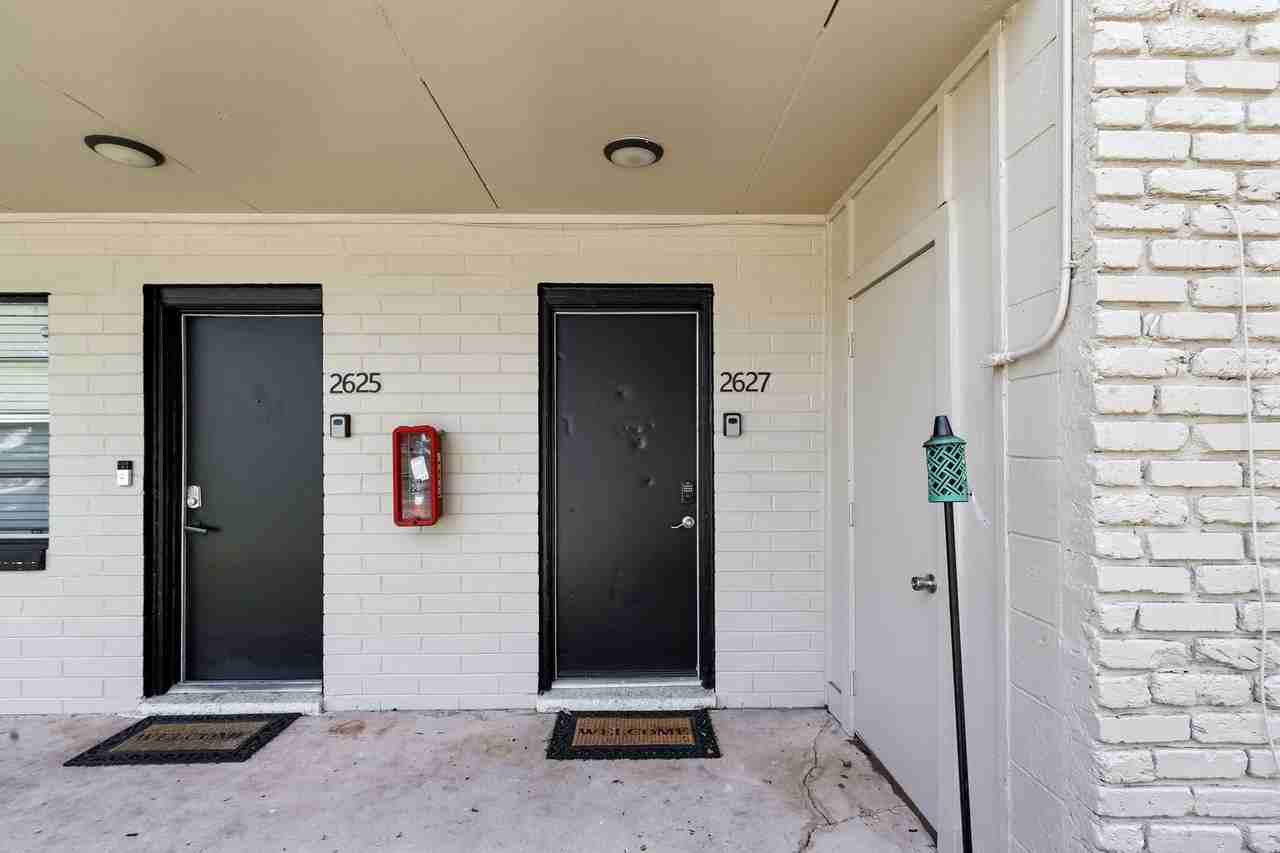 Lindsey Apartments - Photo 4 of 15