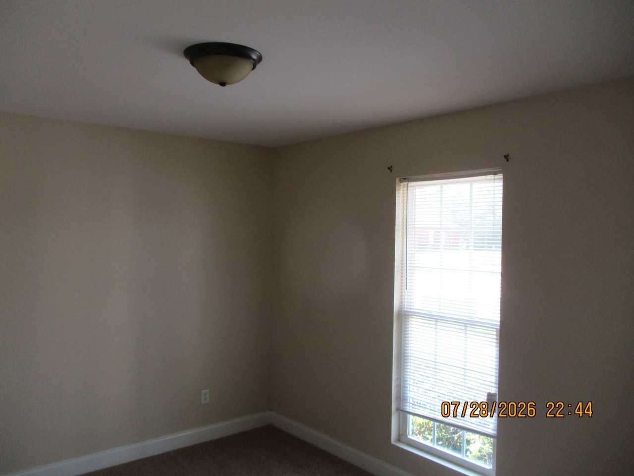 1901 Cobblestone Ct - Photo 7 of 8