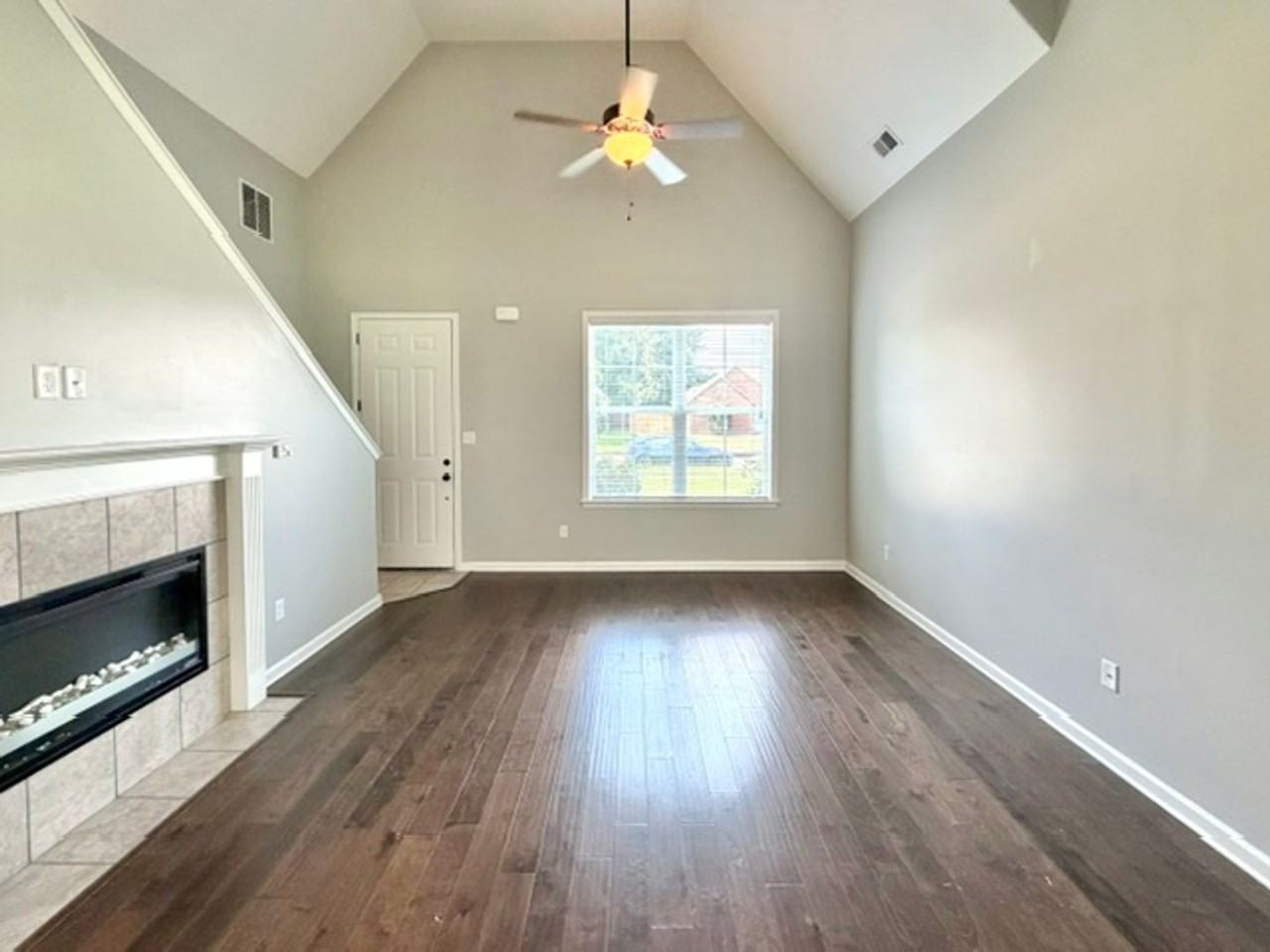 150 Clay Hill Dr - Photo 2 of 12