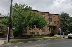 featured image of 479 111, 465-69, 479 Broad Avenue