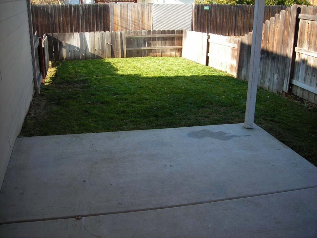 820 Isherwood Dr - Photo 4 of 11