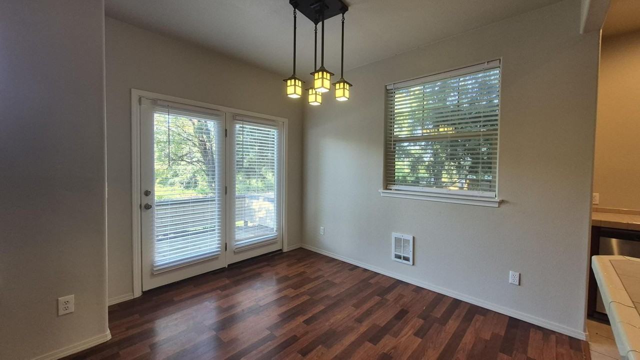 1311 Sw Edgefield Meadows Ct - Photo 4 of 21