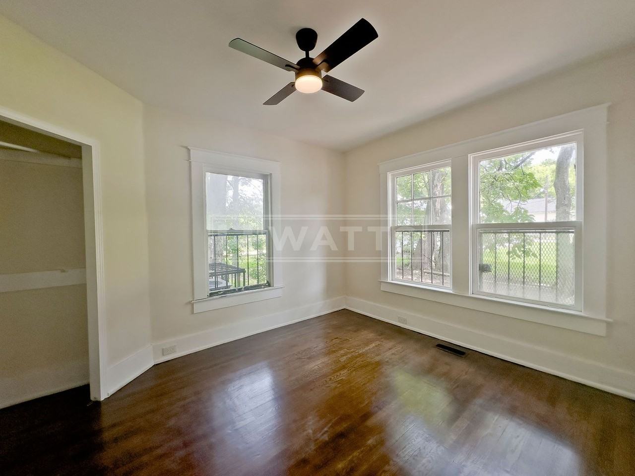 5816 2nd Ave N - Photo 5 of 6