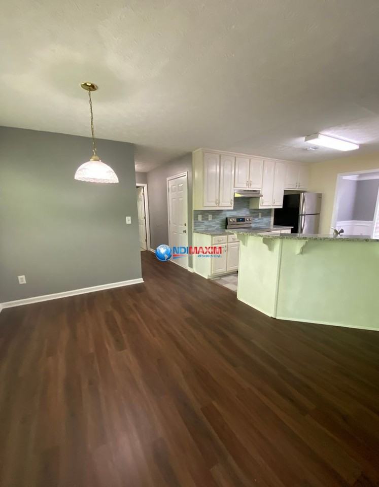 705 Simon Ive Dr - Photo 6 of 16