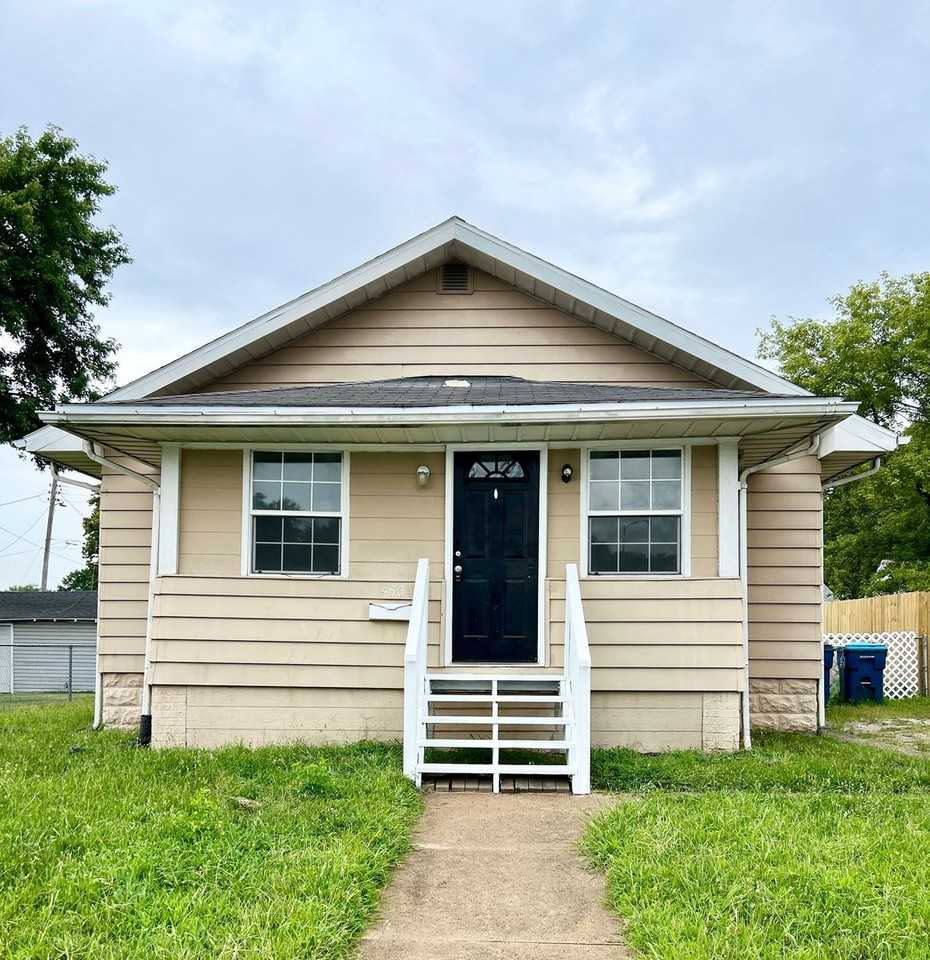 450 Hamilton Ave