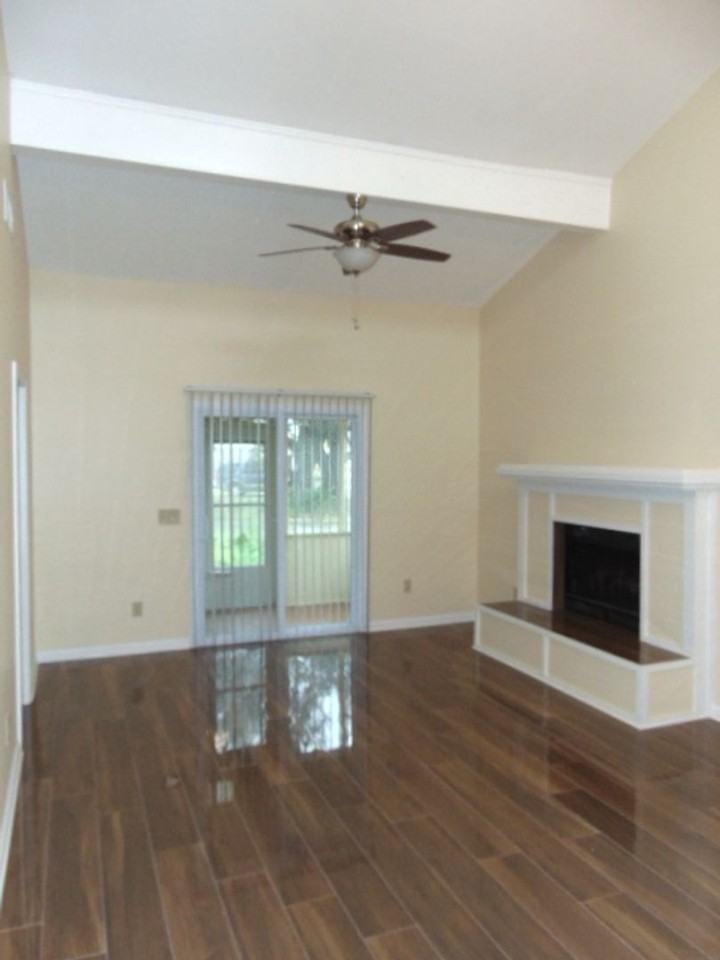 1319 Calabria Rd - Photo 5 of 45