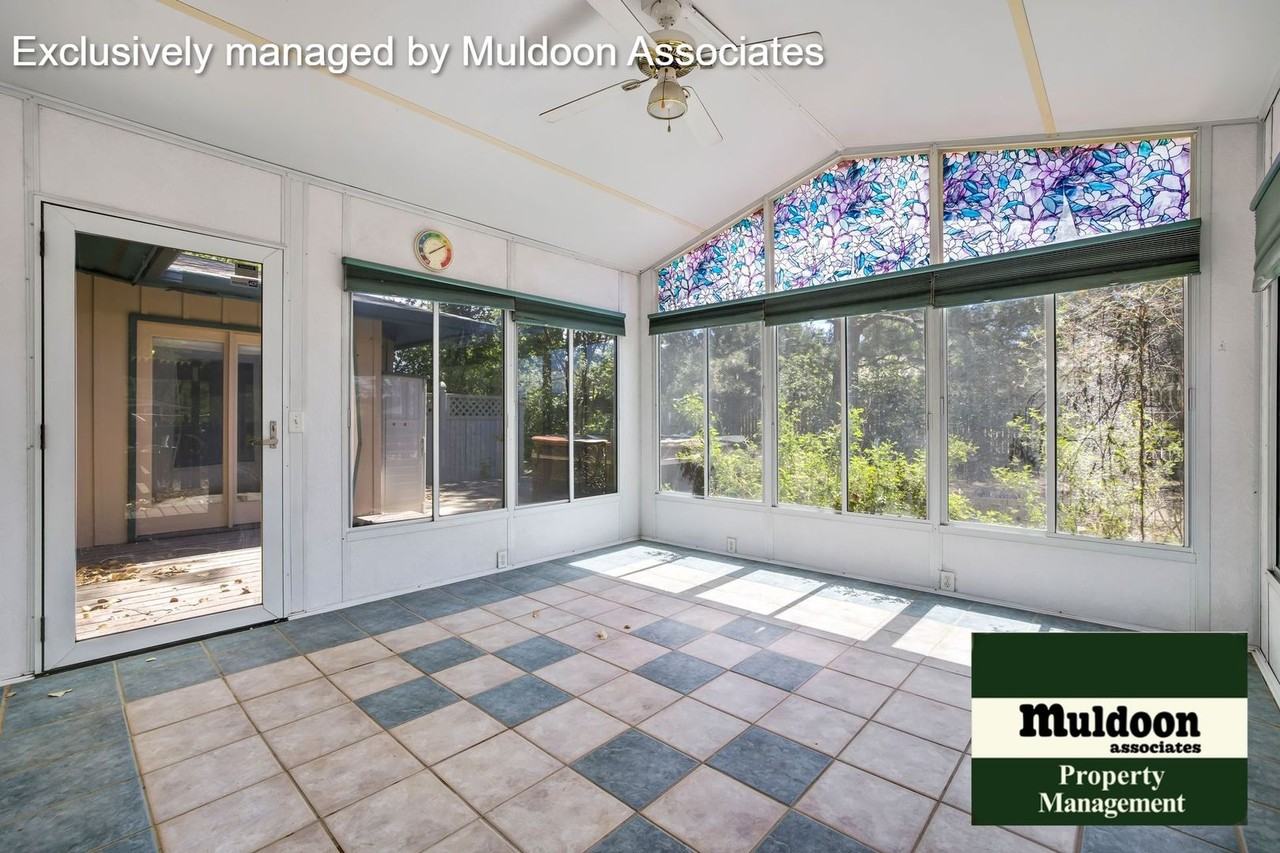 70 Caledonia Rd - Photo 7 of 26