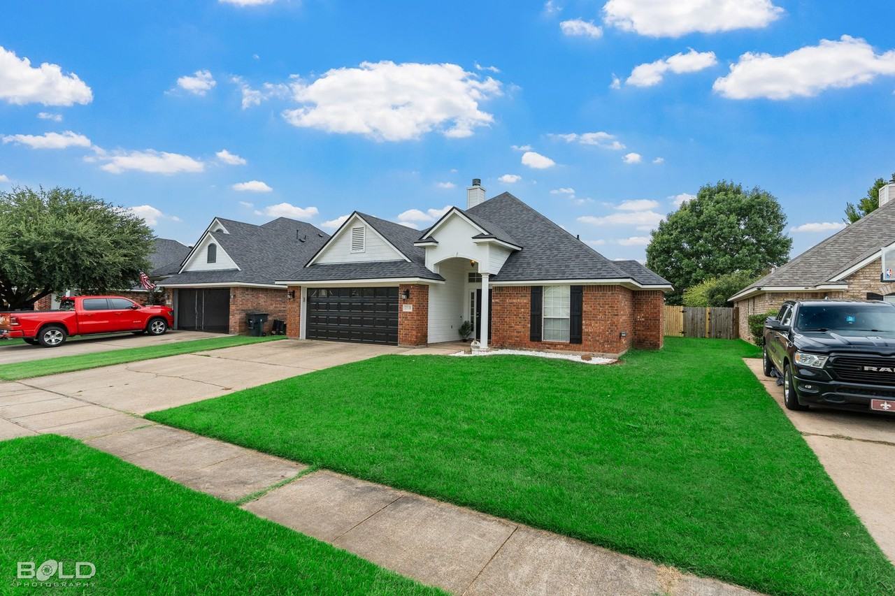 2531 Brookhaven Dr - Photo 4 of 39