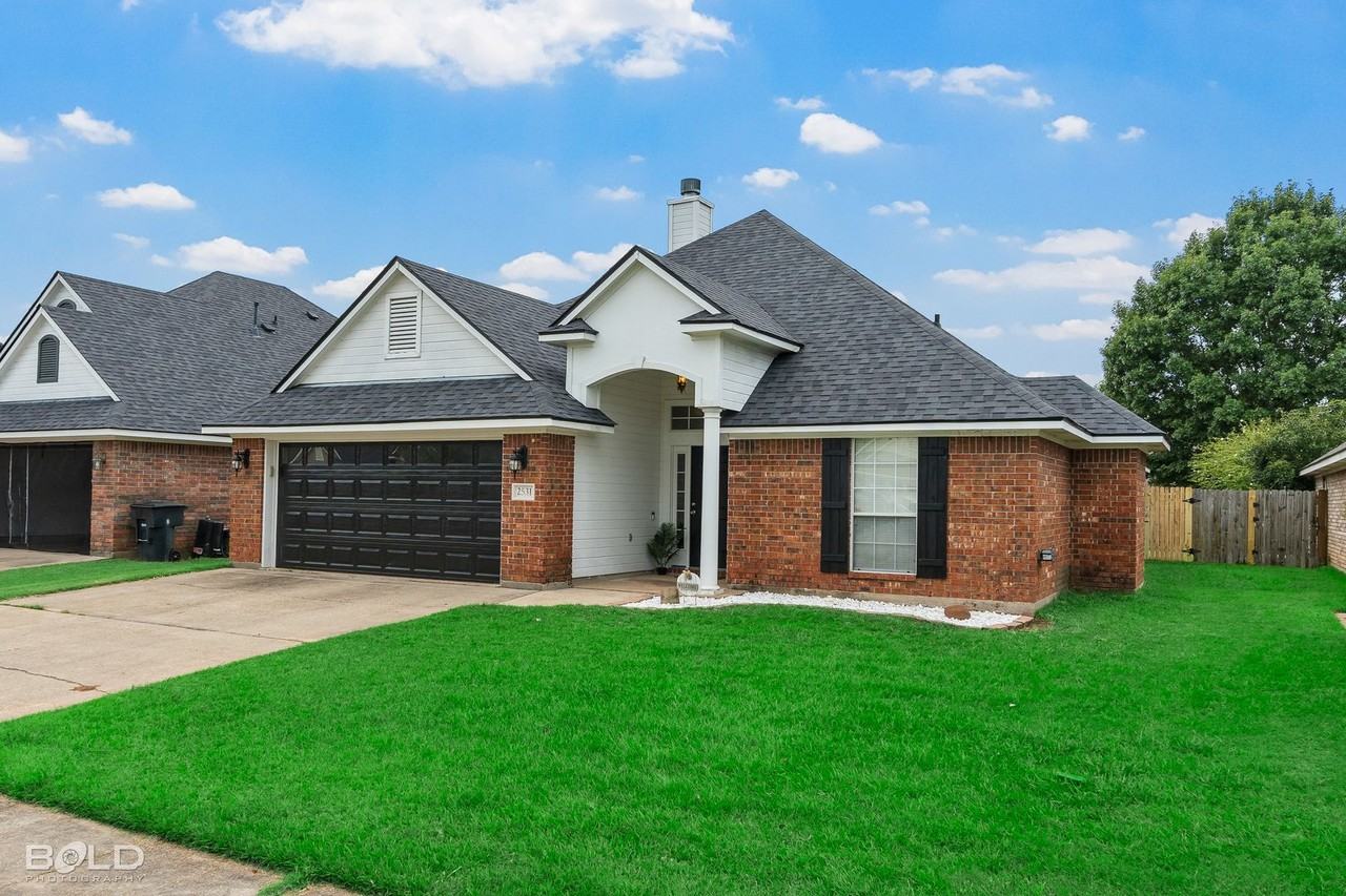2531 Brookhaven Dr - Photo 5 of 39