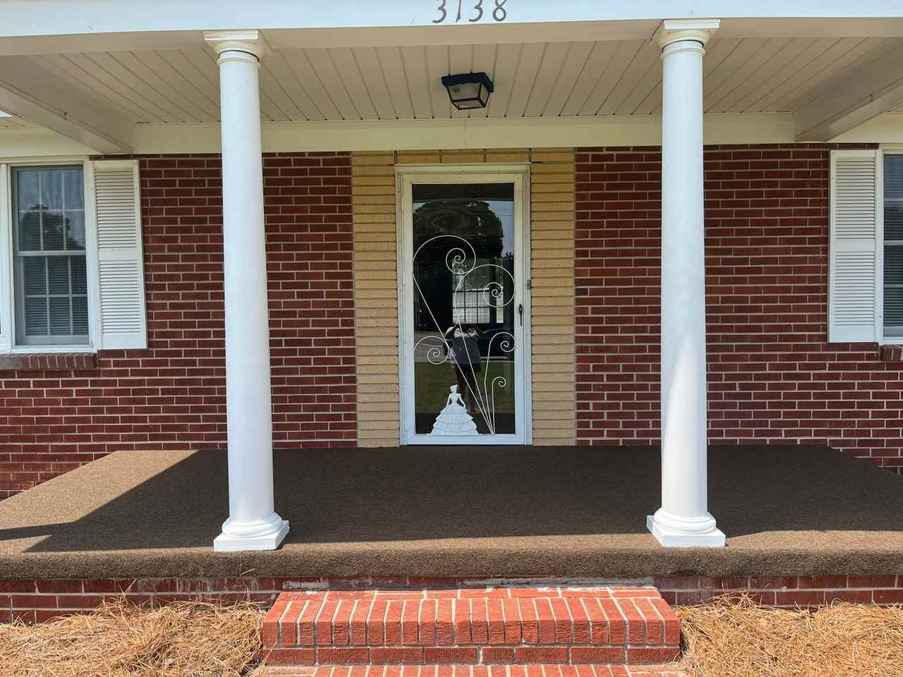 3138 Augusta Hwy - Photo 2 of 15