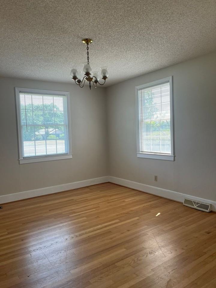 3138 Augusta Hwy - Photo 7 of 14