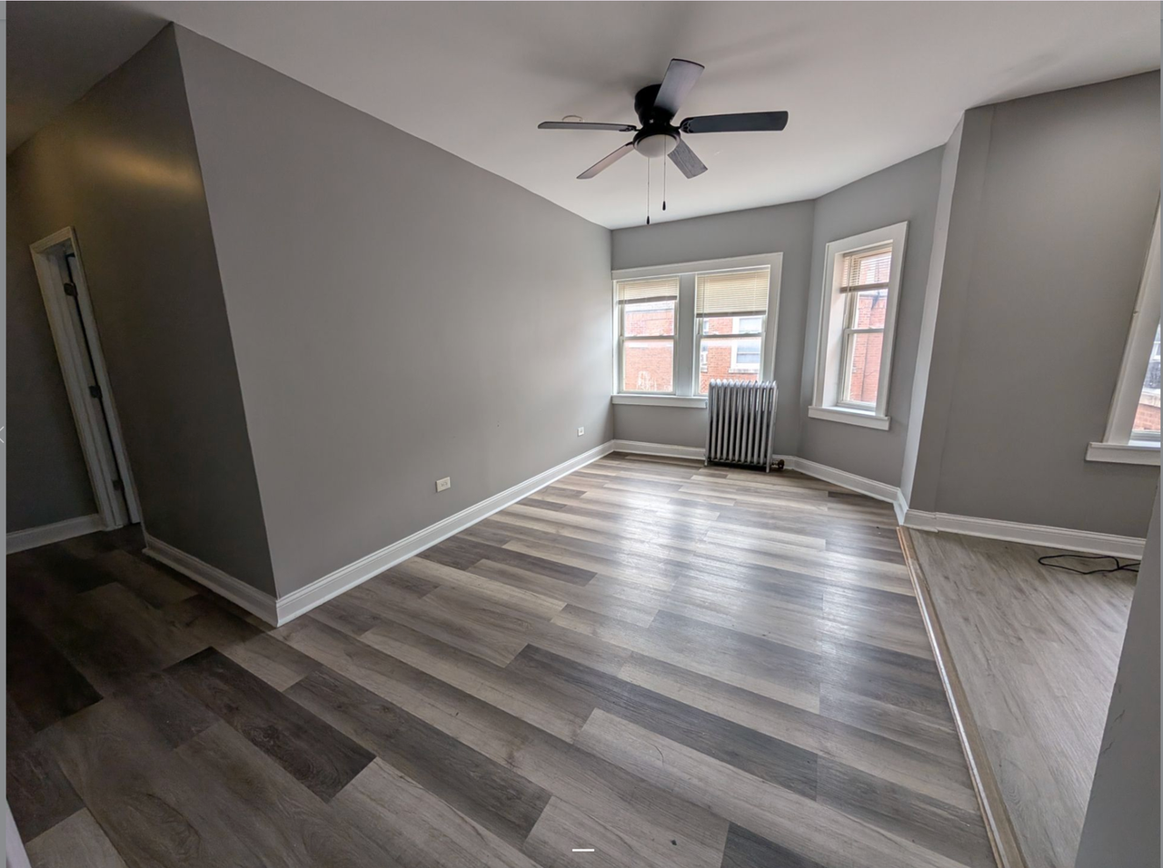 7030 S Cregier Ave - Photo 2 of 4