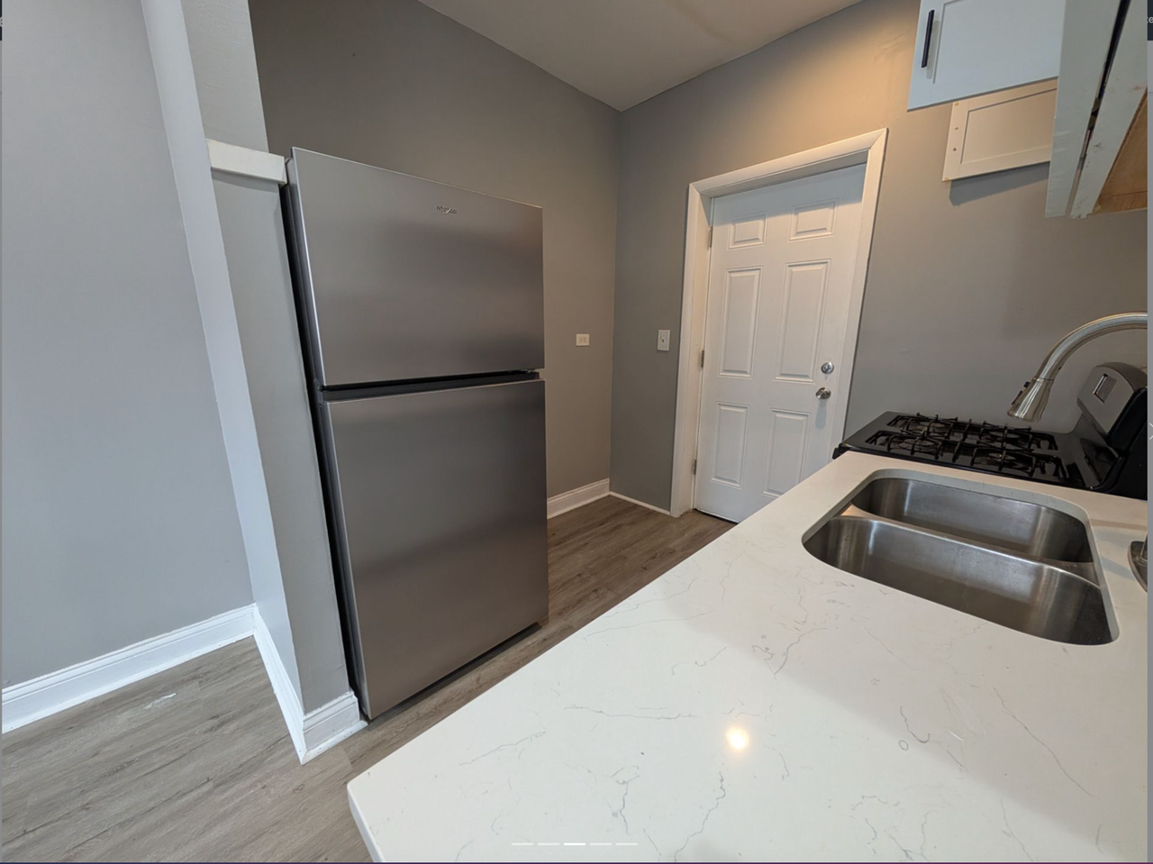 7030 S Cregier Ave - Photo 3 of 4