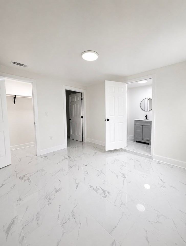 975 Green Ridge Rd - Photo 2 of 20