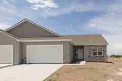 688 S Idaho Ave - Photo 1 of 1