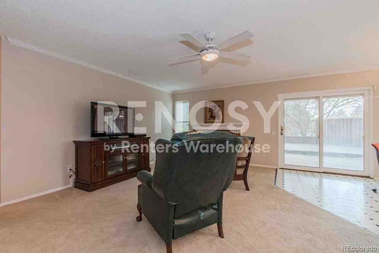 8402 E Long Ave - Photo 7 of 35