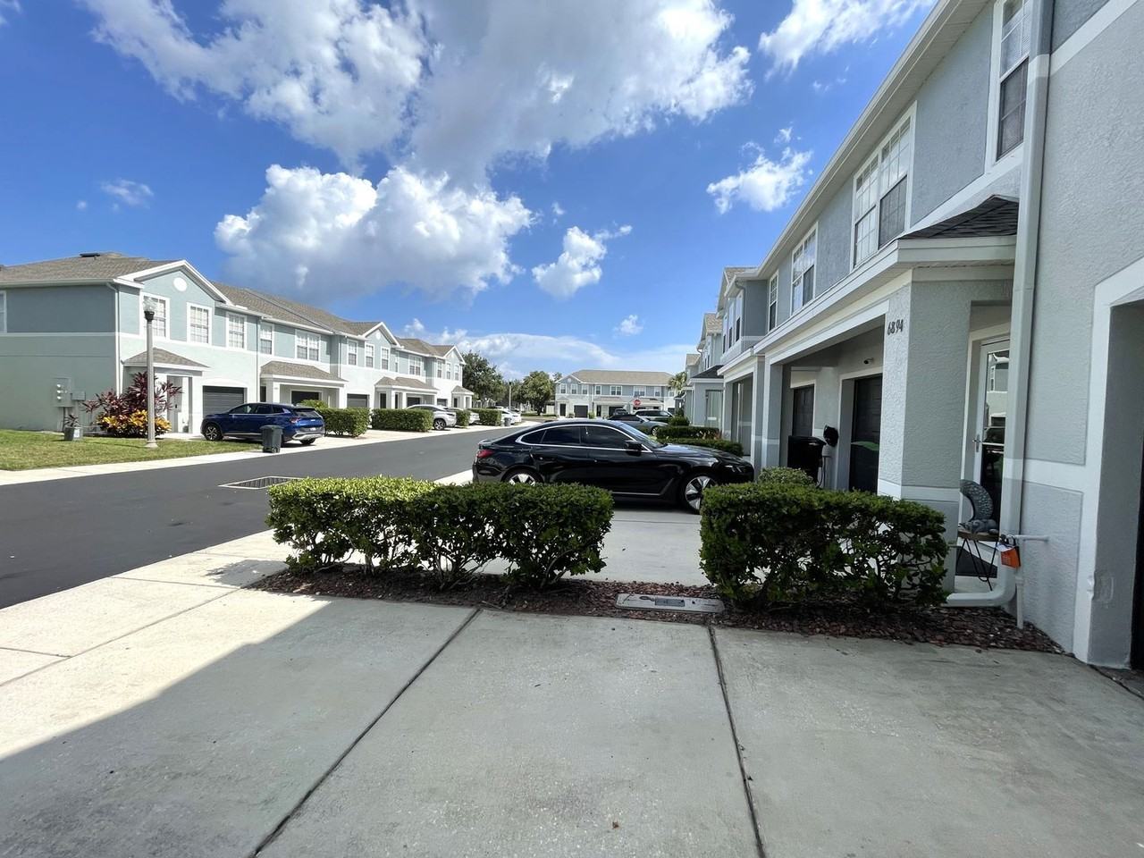 6898 47th Ln N - Photo 4 of 31