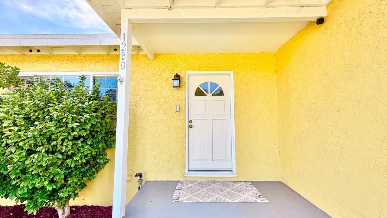 1280 Alturas Rd - Photo 3 of 38