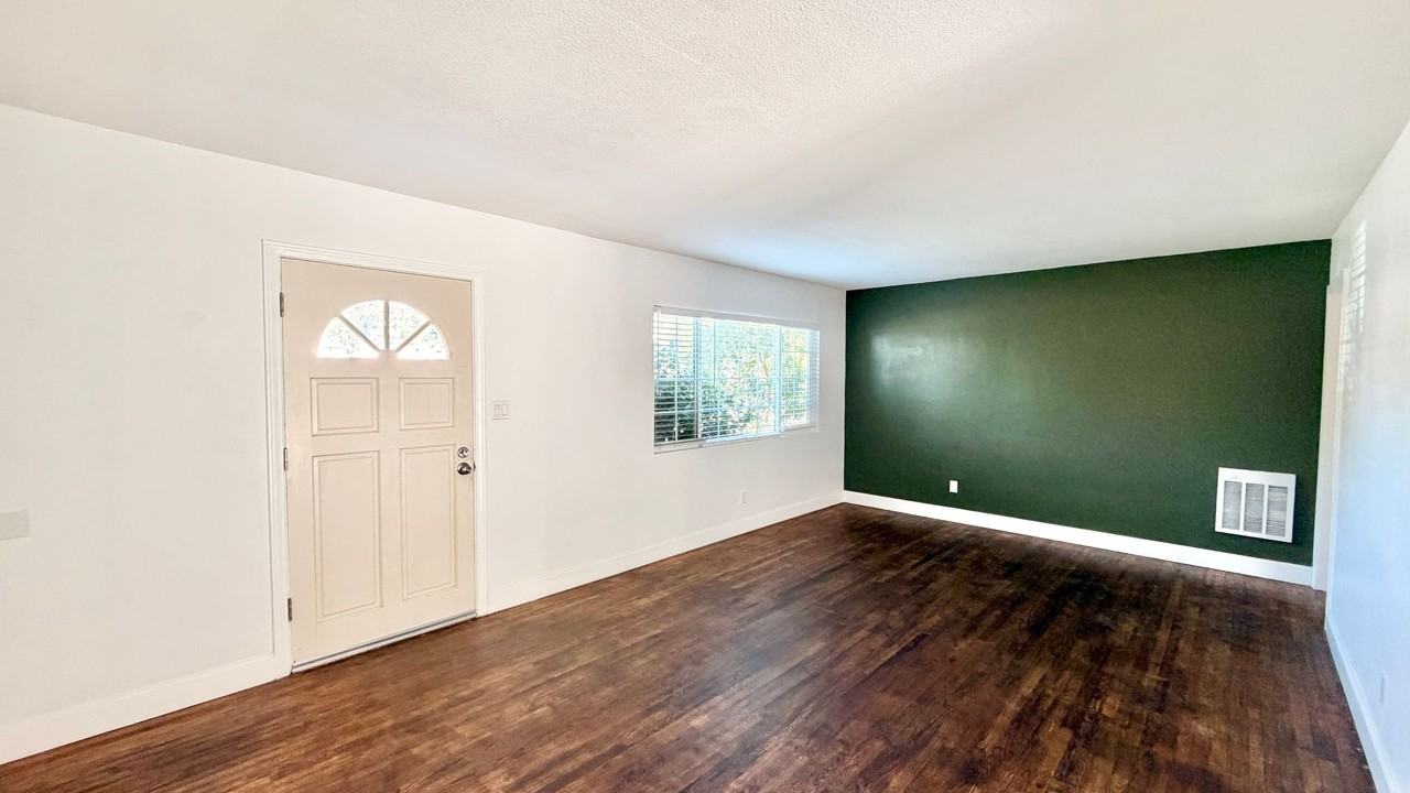 1280 Alturas Rd - Photo 4 of 38