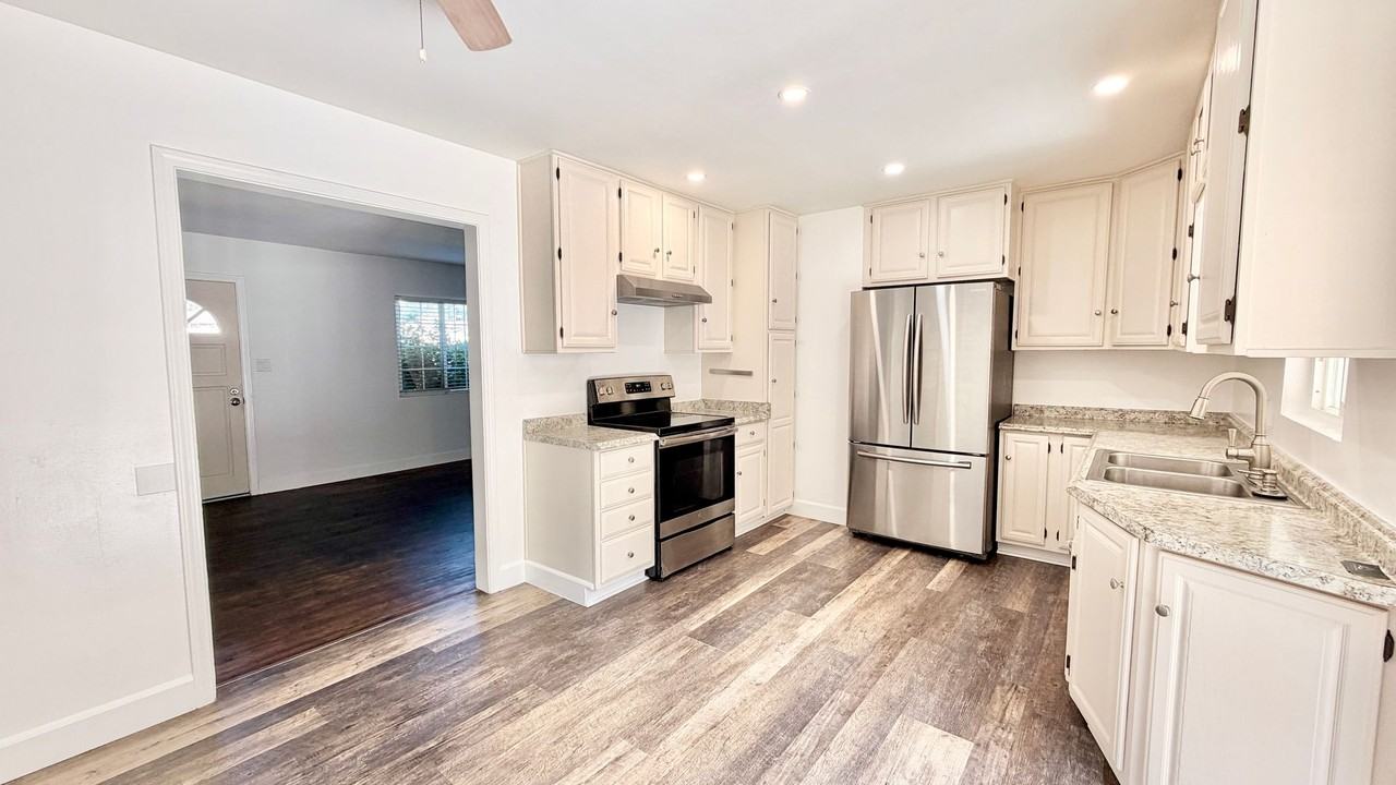 1280 Alturas Rd - Photo 7 of 38