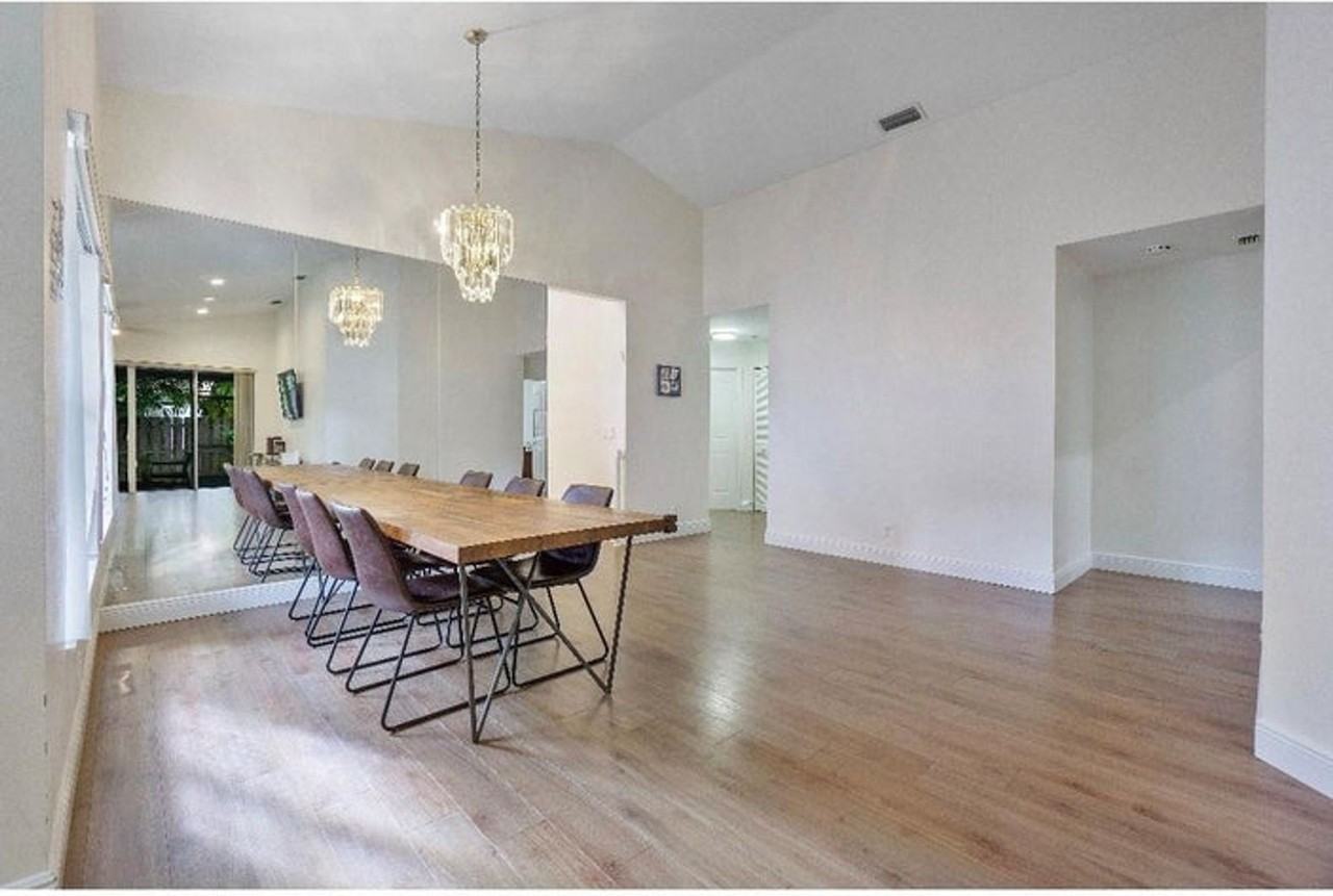 6165 Nw 77th Pl - Photo 2 of 15