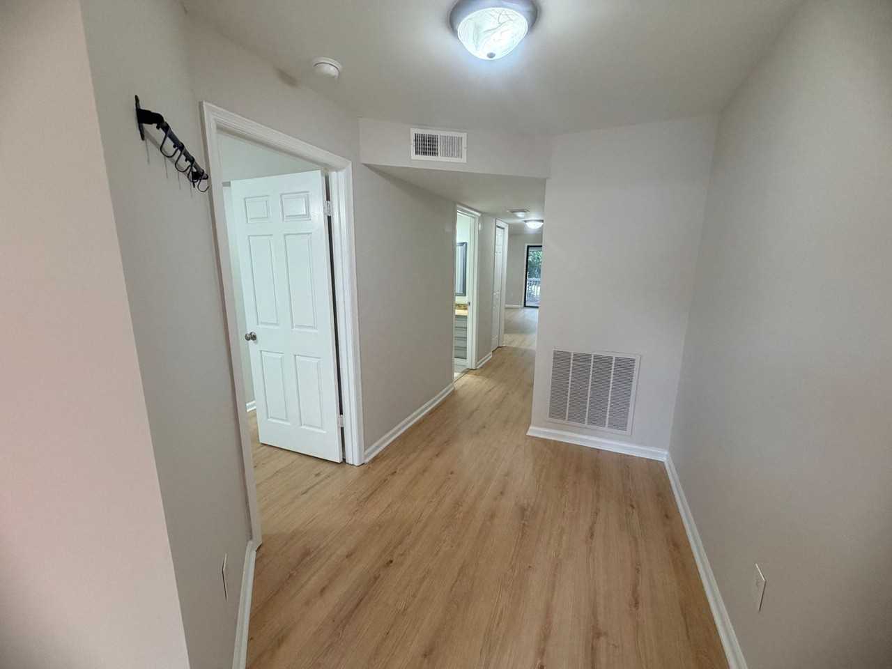 1850 Atlantic Dr - Photo 4 of 25