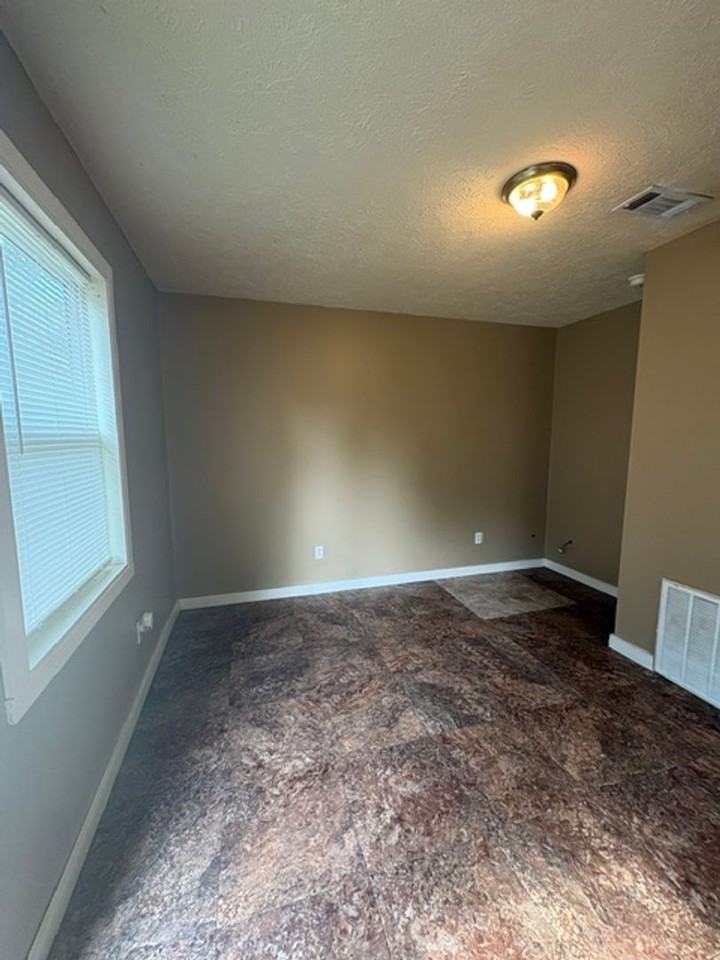 108 Ed Dr #108 - Photo 6 of 8