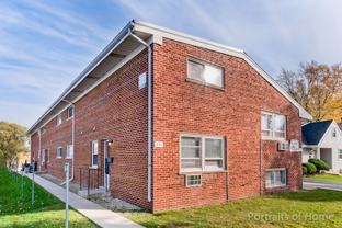 Villa Park (329 Cornell & 331 Cornell) - Photo 1 of 1