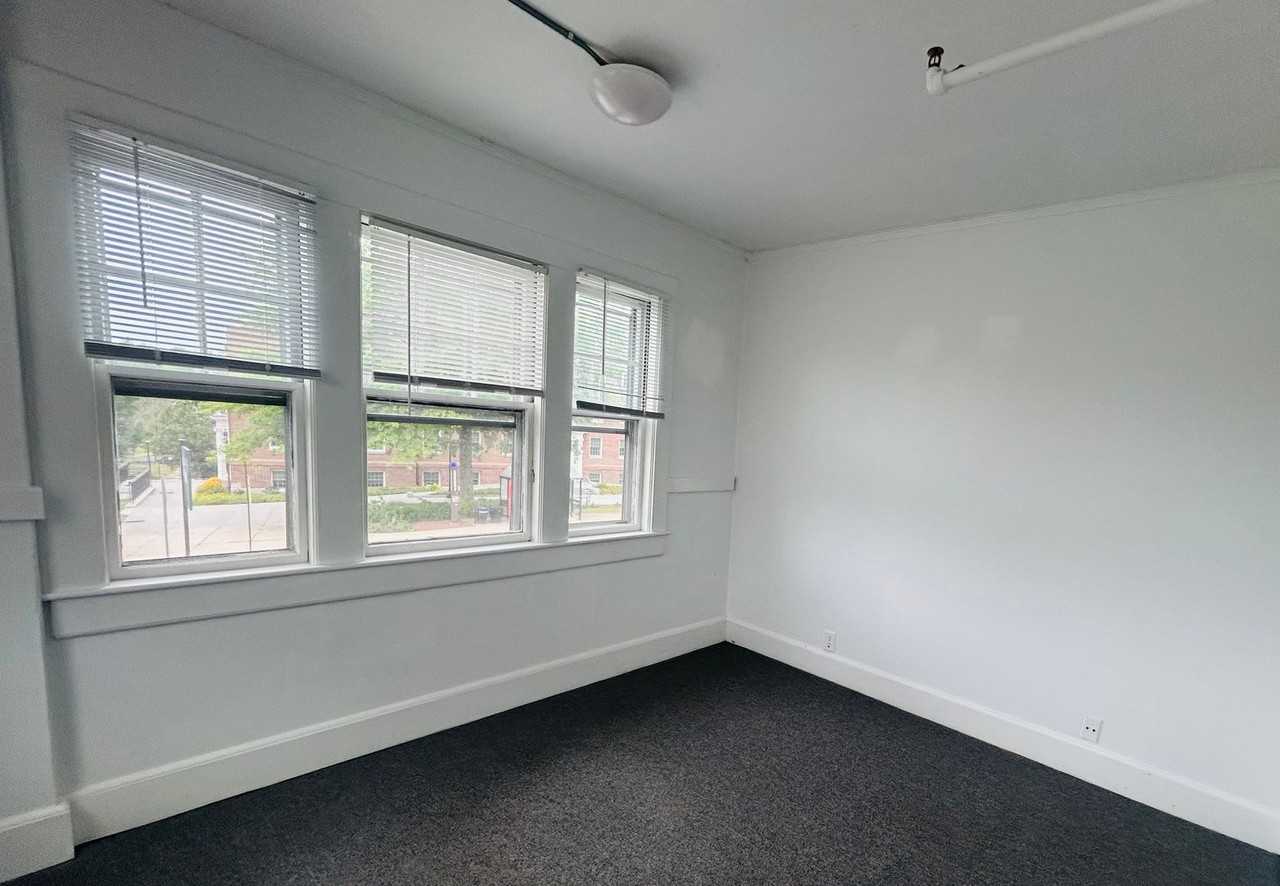 58 Main St - Photo 5 of 12