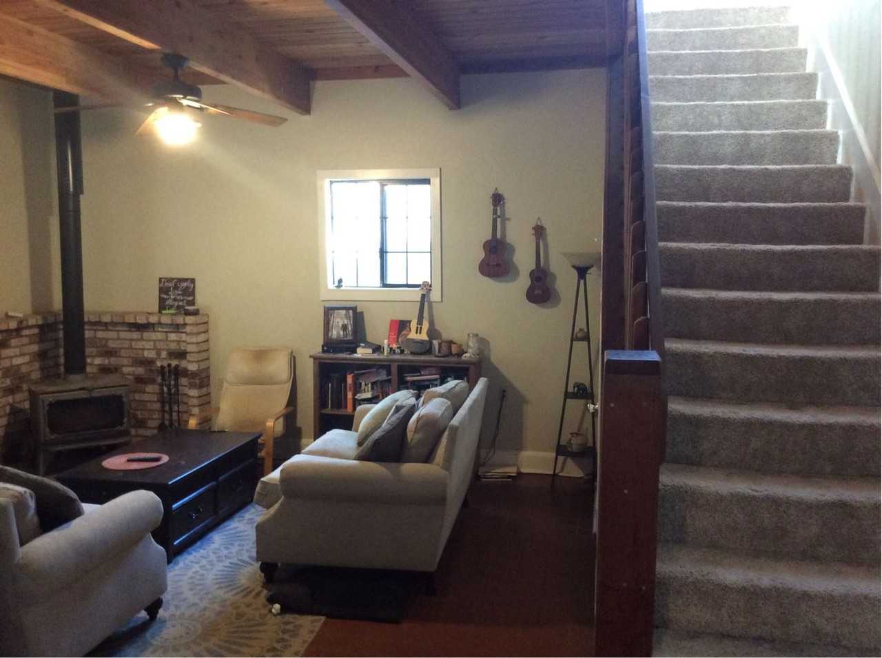 72 4th St - Photo 3 of 12