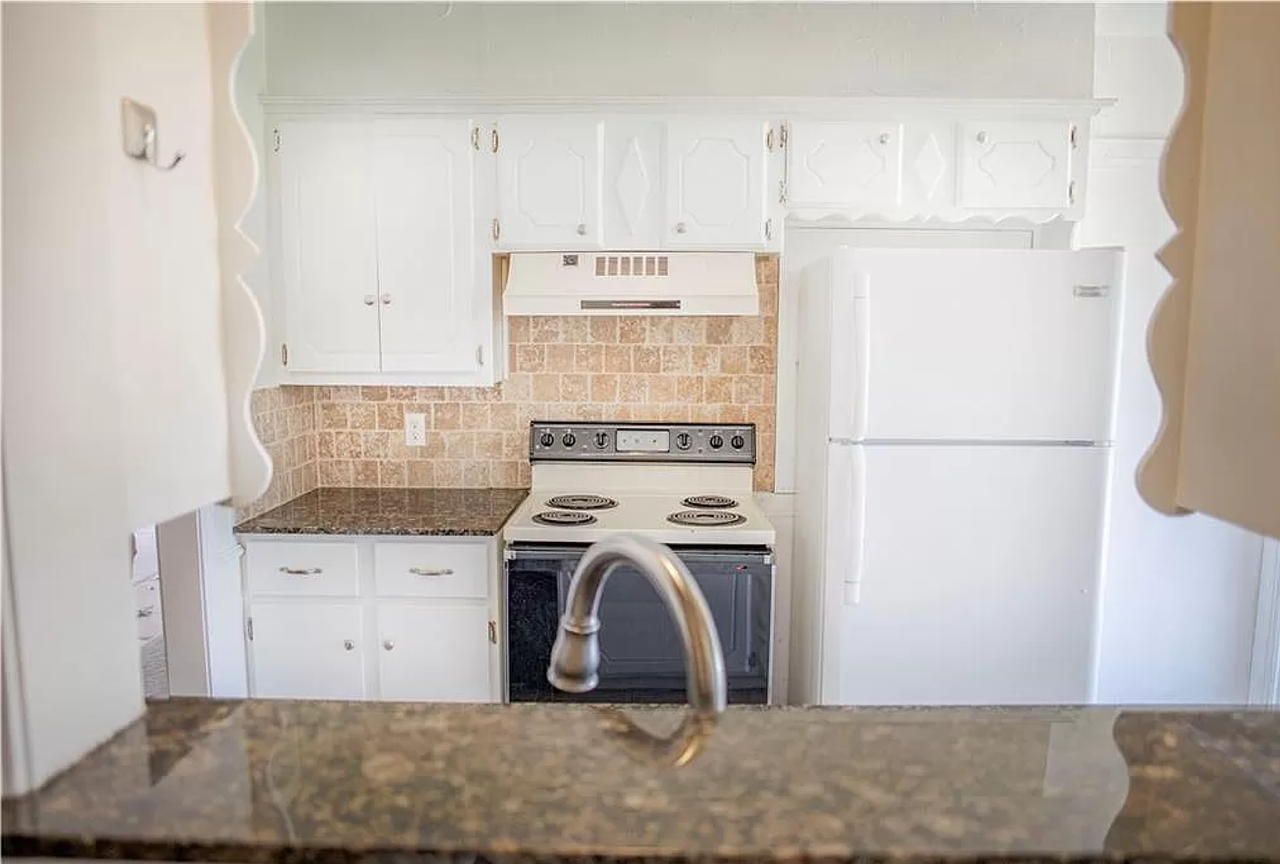 204 Vickie Dr - Photo 7 of 32