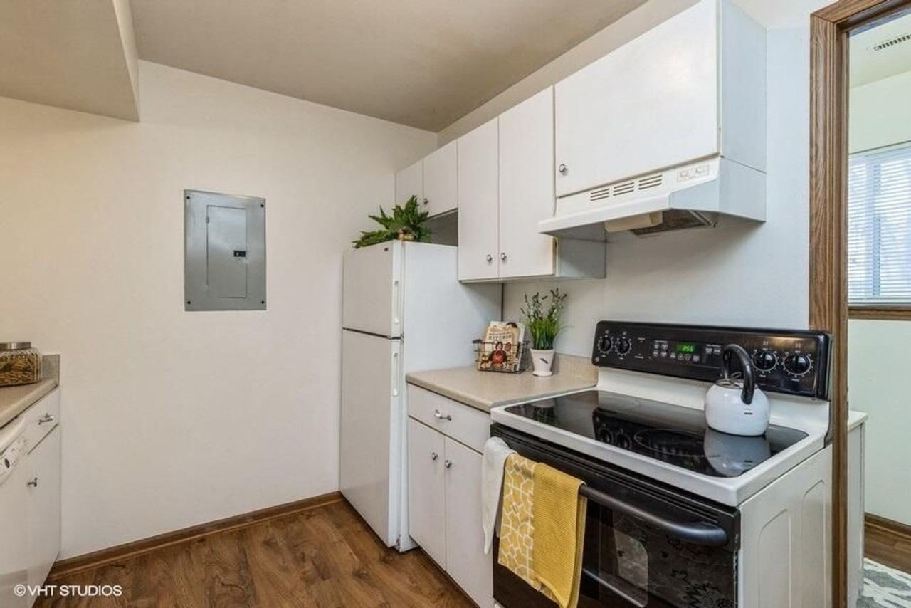 1510 Delaware Ave #3 - Photo 7 of 18