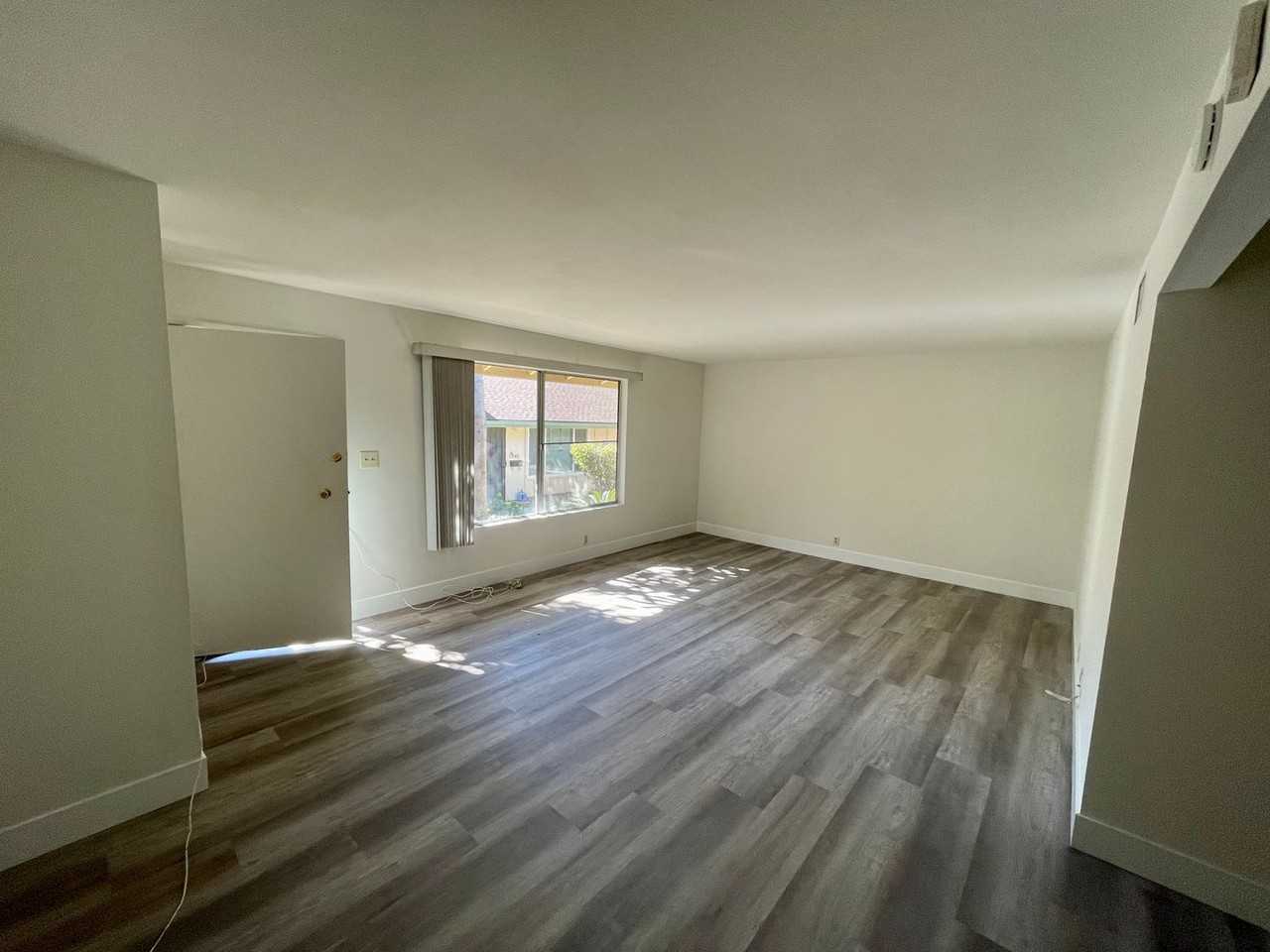 17854 Linda Dr - Photo 2 of 18