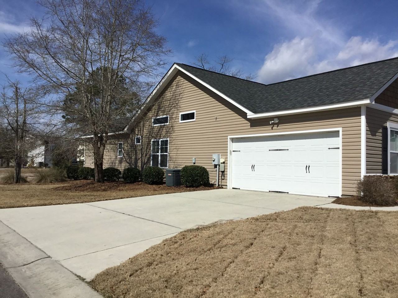 1519 Round Ridge Rd Se - Photo 2 of 37