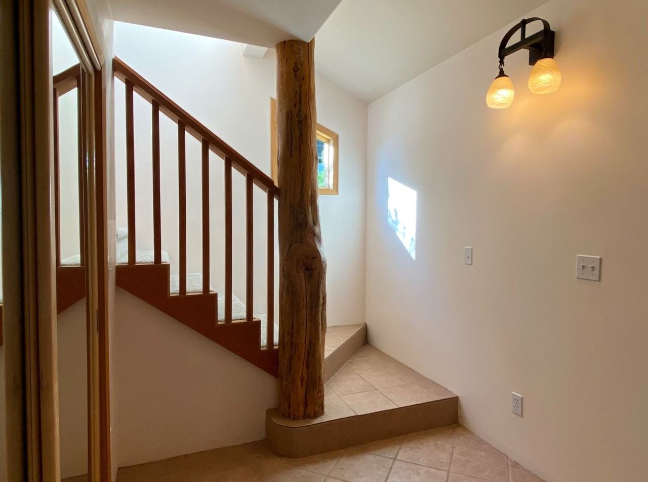 29 Annie Ln - Photo 2 of 20
