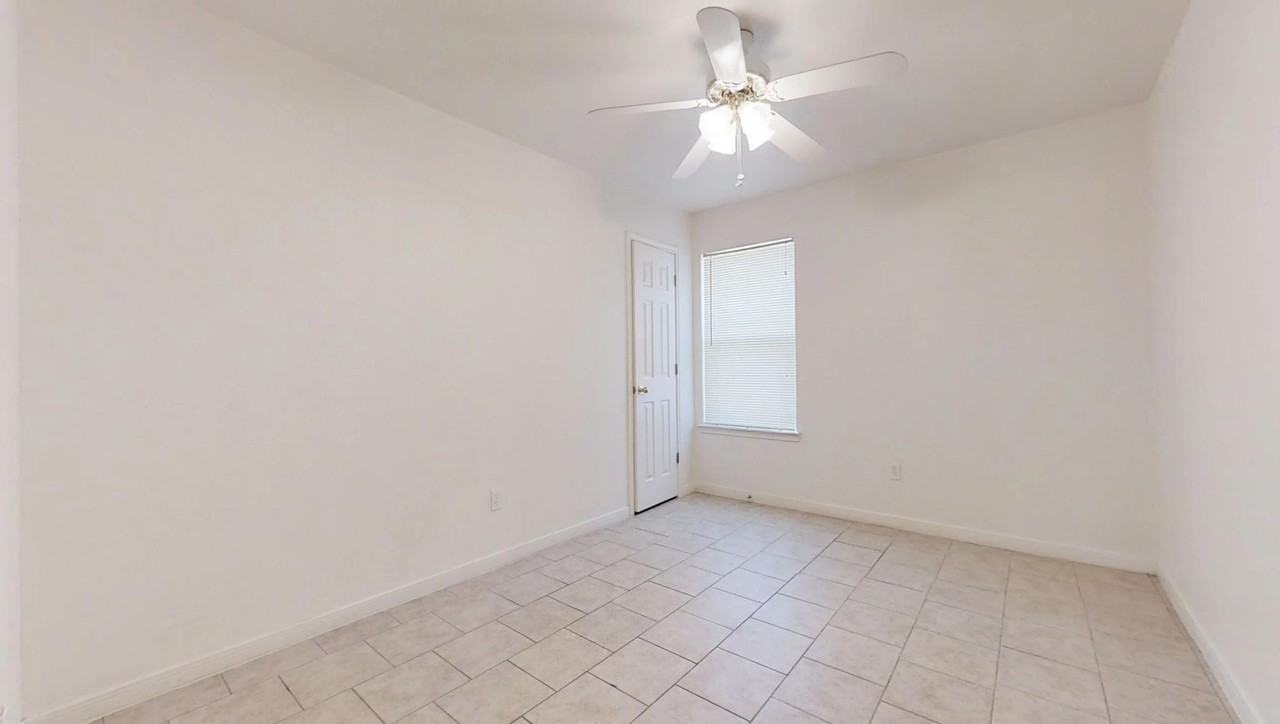 316 Cedar Ridge Dr #B - Photo 7 of 19