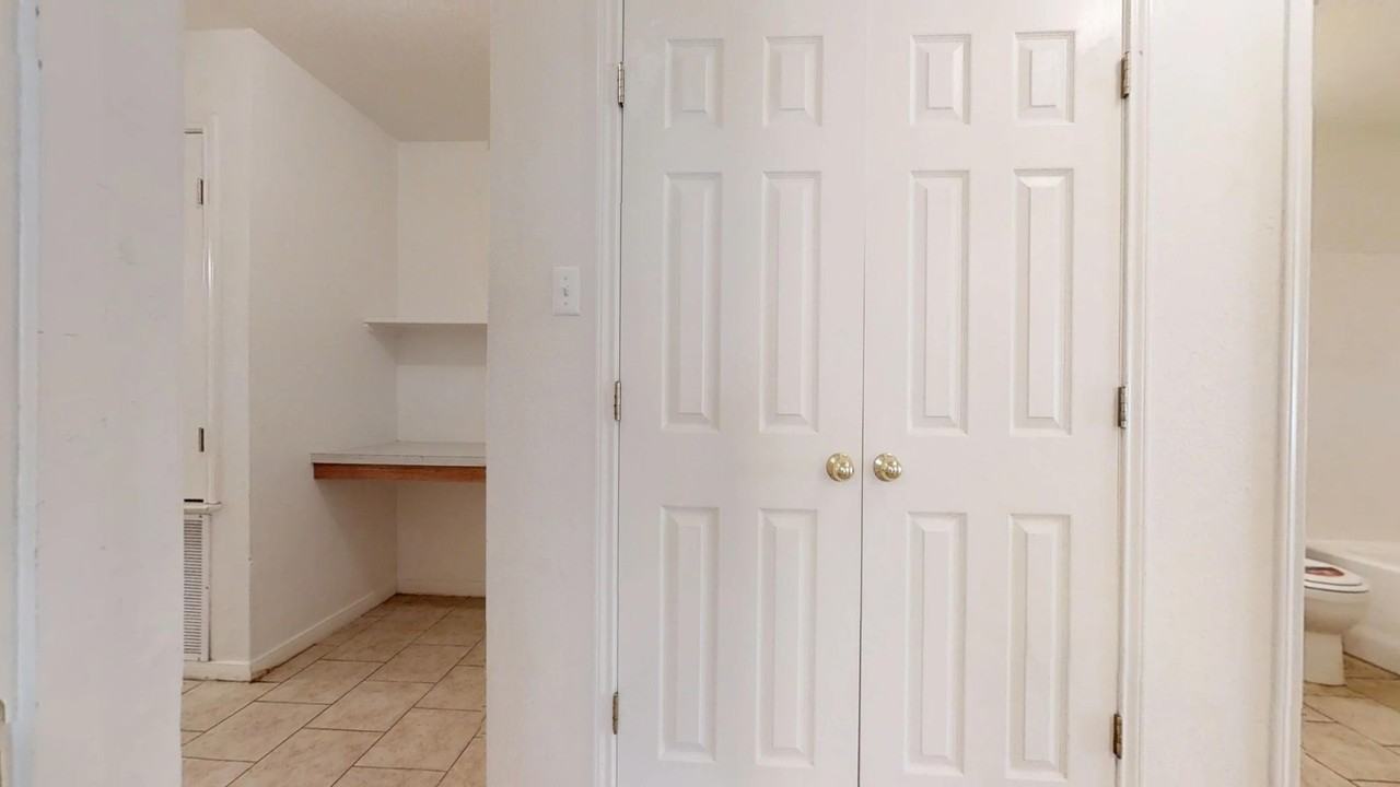 316 Cedar Ridge Dr #B - Photo 7 of 19