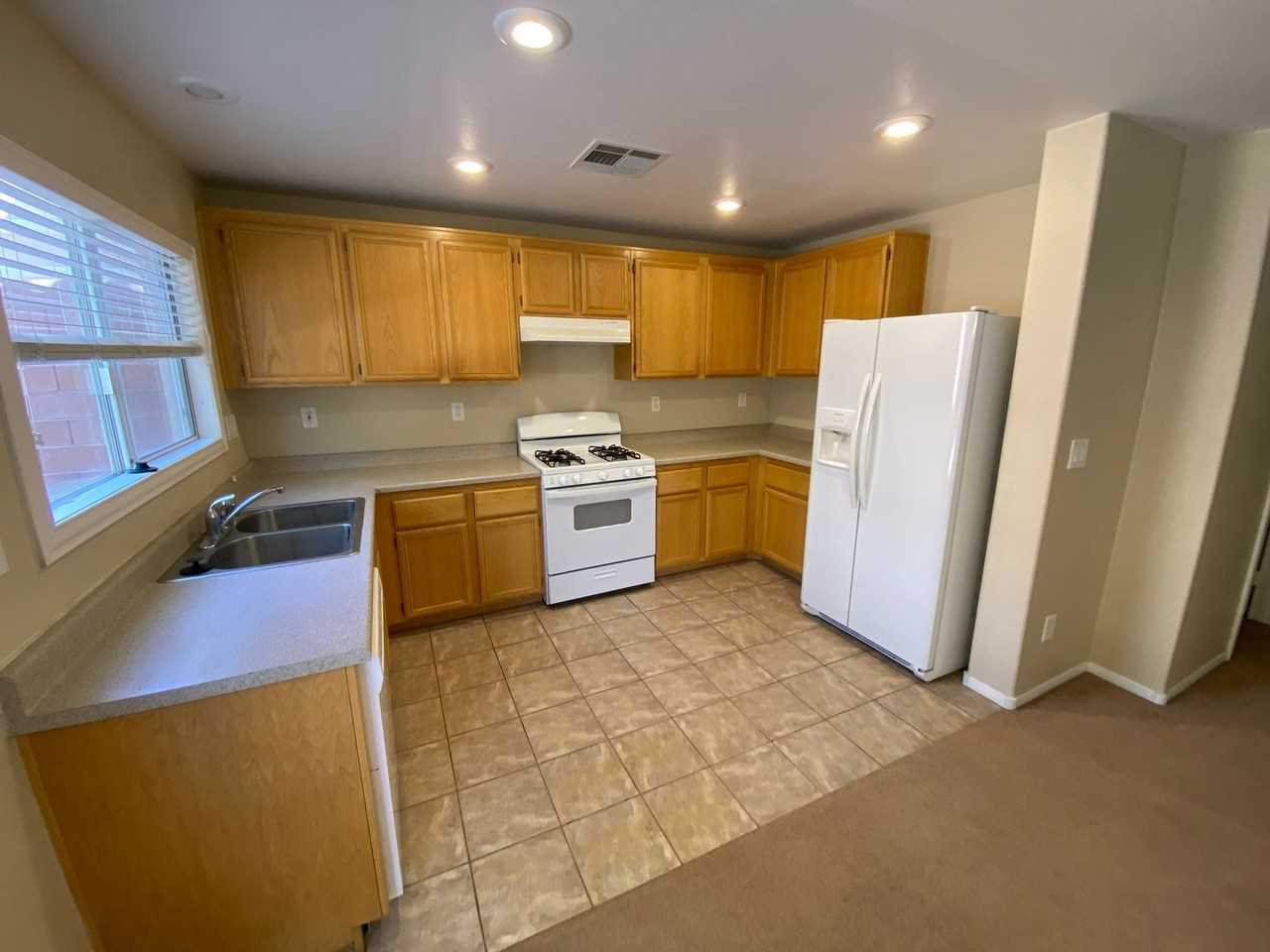 757 La Tosca St - Photo 5 of 18