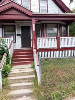 featured image of 1609 W Meinecke Ave