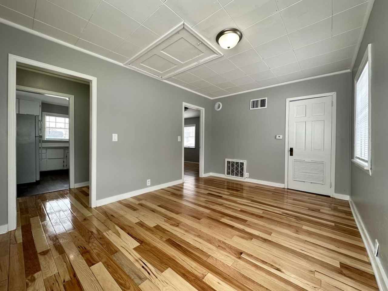 349 6th Ave S - Photo 4 of 8