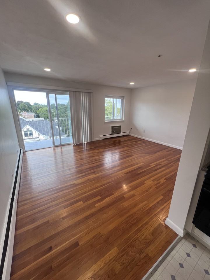 6 Gilson Rd #49