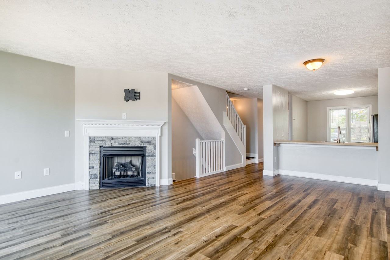1615 Providence Blvd - Photo 4 of 17