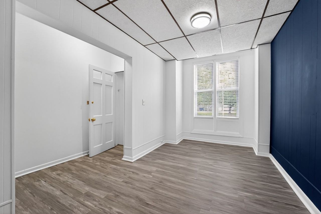1607 Ramsay St - Photo 5 of 29