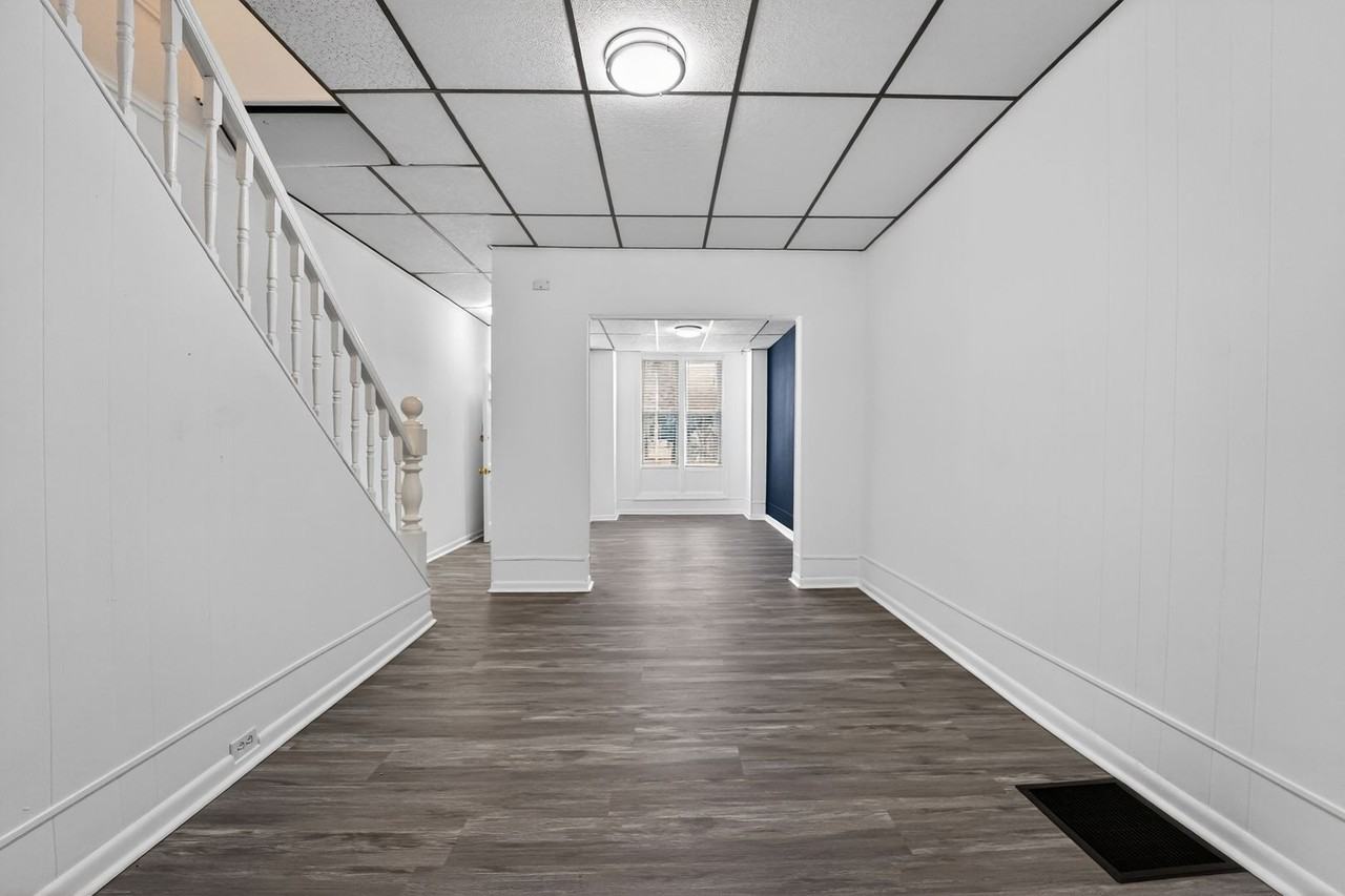 1607 Ramsay St - Photo 7 of 29