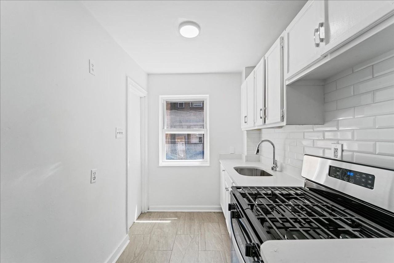 3847-3849 Beechwood Blvd - Photo 4 of 31